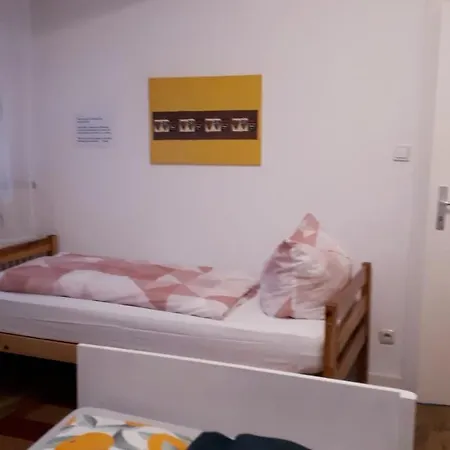 アパート Fremdenzimmer メンヒェングラートバッハ